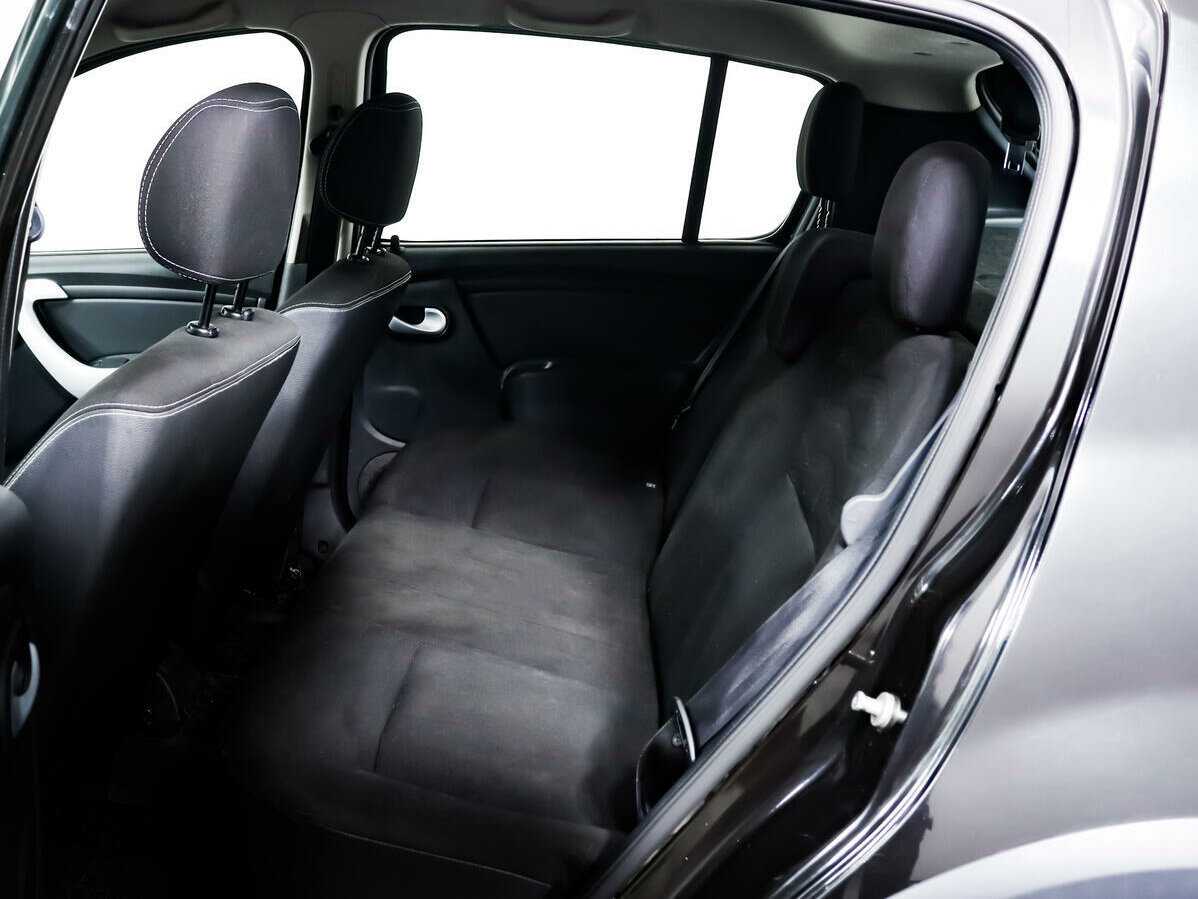 Renault Sandero 2013 года с пробегом. Фото: #11