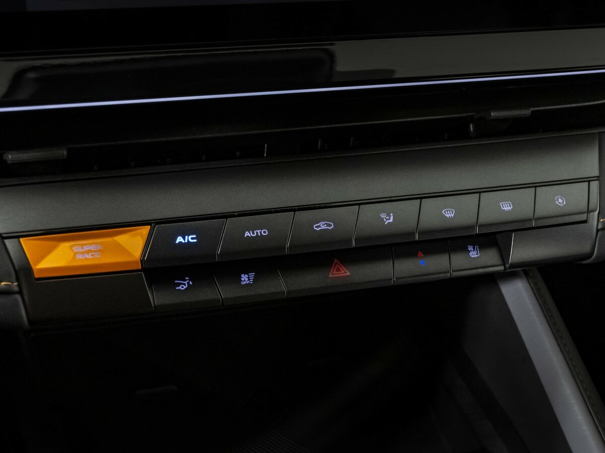 Changan UNI-V 2023 года с пробегом. Фото: #14