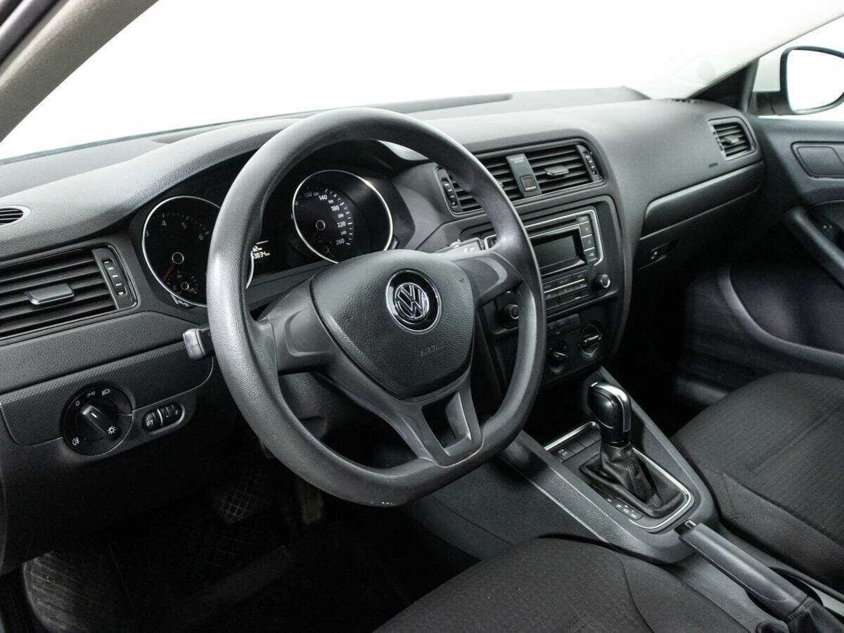 Volkswagen Jetta 2015 года с пробегом. Фото: #10
