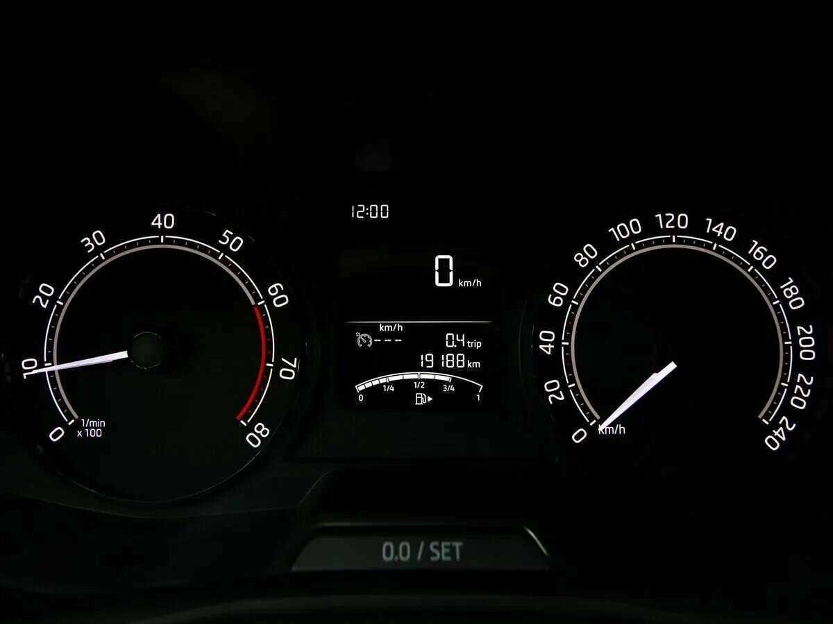 Skoda Rapid 2020 года с пробегом. Фото: #12