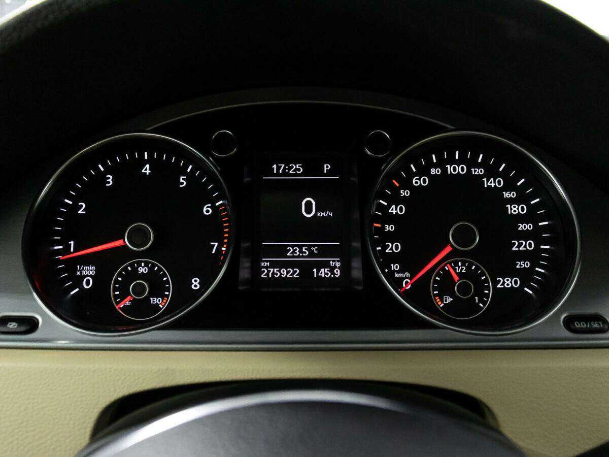 Volkswagen Passat CC 2012 года с пробегом. Фото: #11