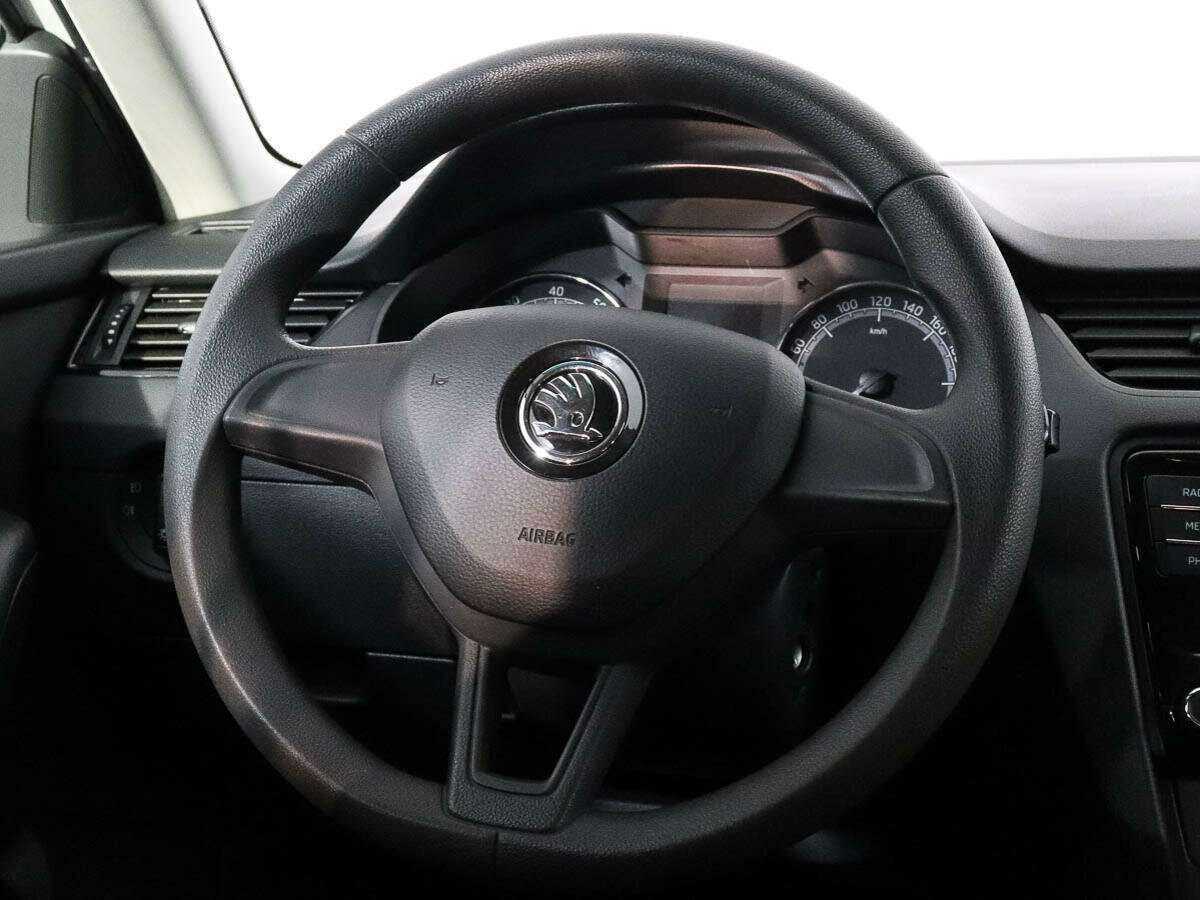 Skoda Octavia 2018 года с пробегом. Фото: #10