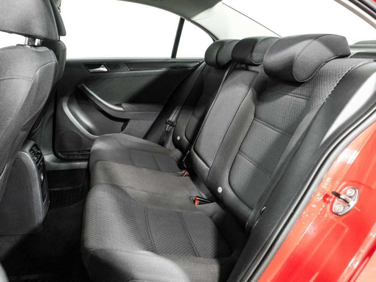 Volkswagen Jetta 2012 года с пробегом. Фото: #9