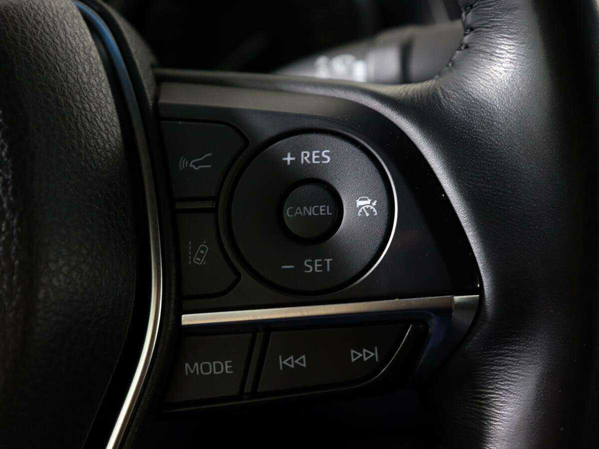 Toyota Camry 2018 года с пробегом. Фото: #19