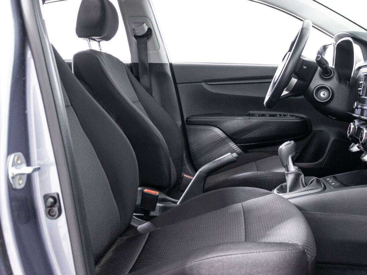 Kia Rio 2021 года с пробегом. Фото: #14