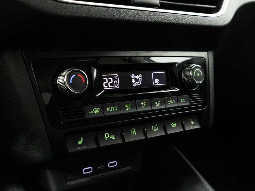 Skoda Rapid 2021 года с пробегом. Фото: #16