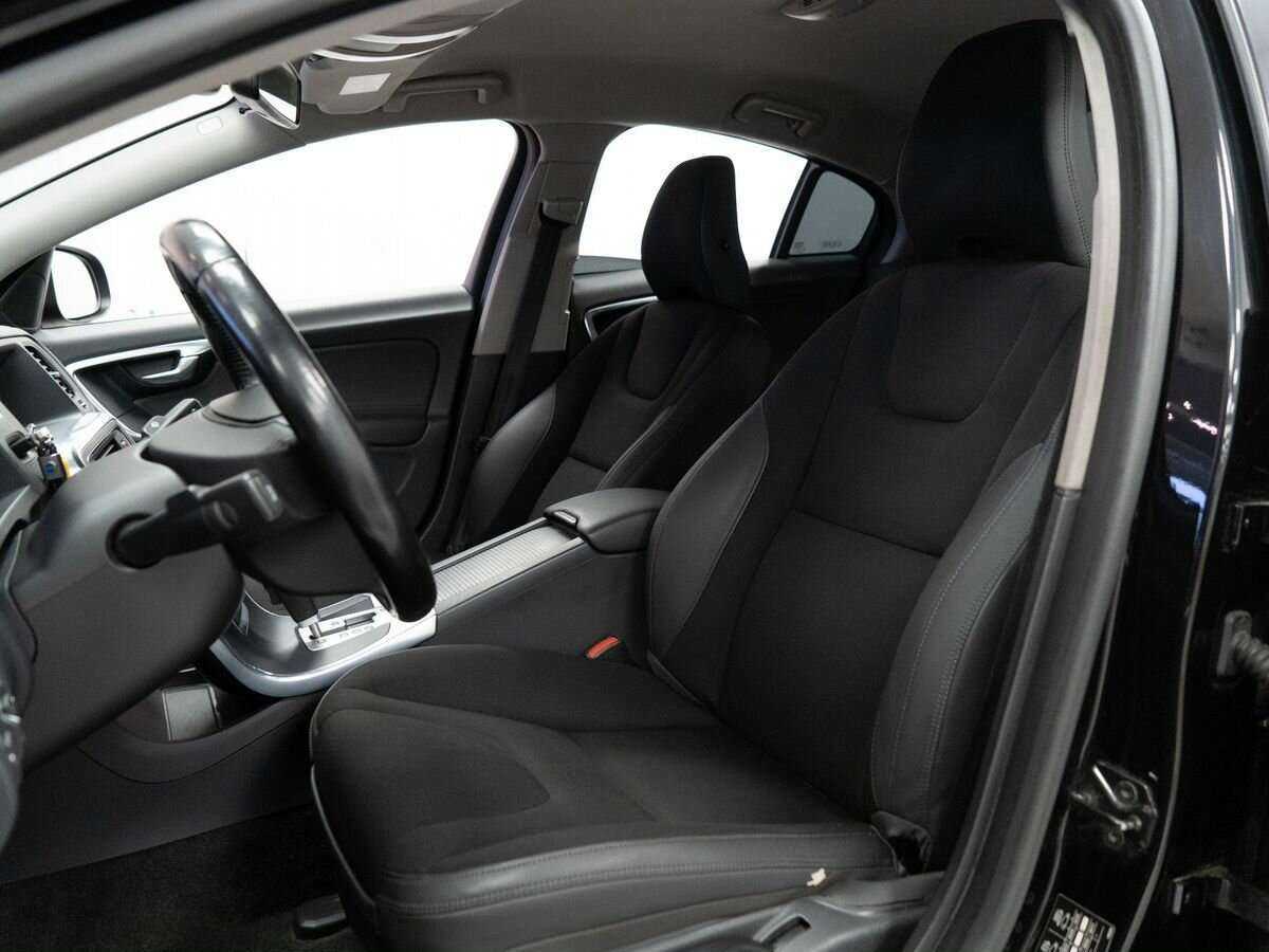 Volvo S60 2012 года с пробегом. Фото: #5