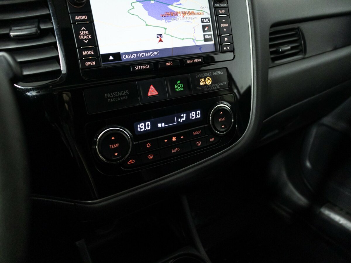 Mitsubishi Outlander 2014 года с пробегом. Фото: #17