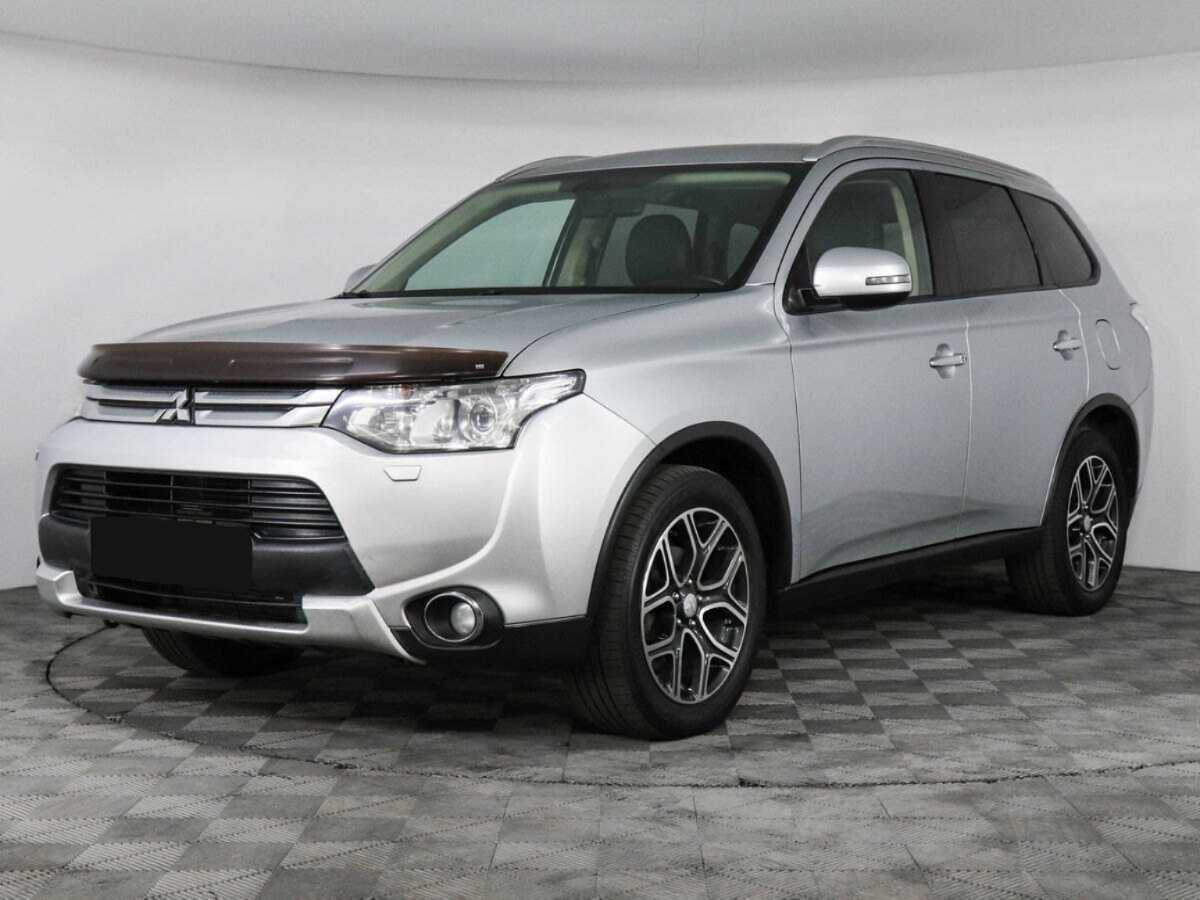 Mitsubishi Outlander 2014 года с пробегом. Фото: #0
