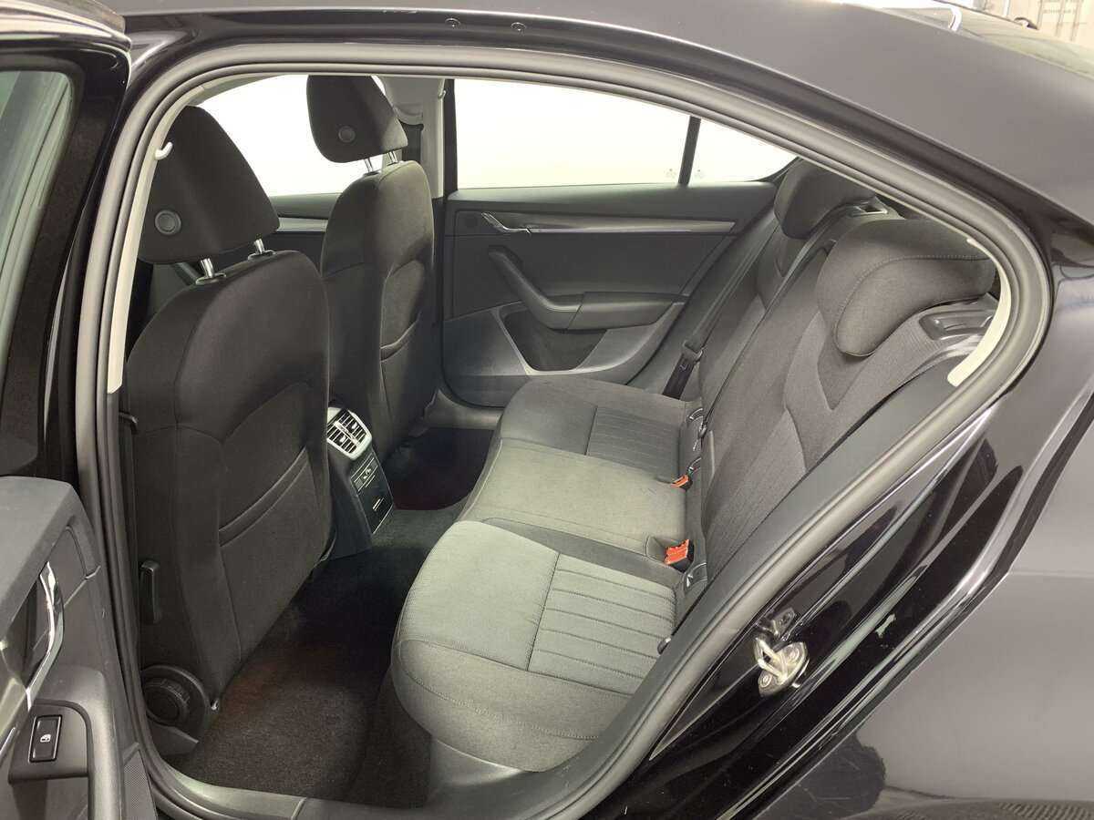 Skoda Octavia 2018 года с пробегом. Фото: #7
