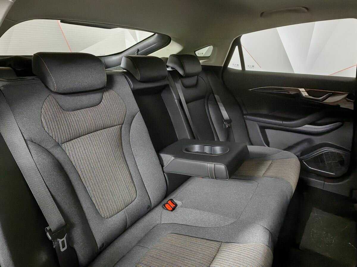 FAW Bestune B70 2023 года с пробегом. Фото: #12