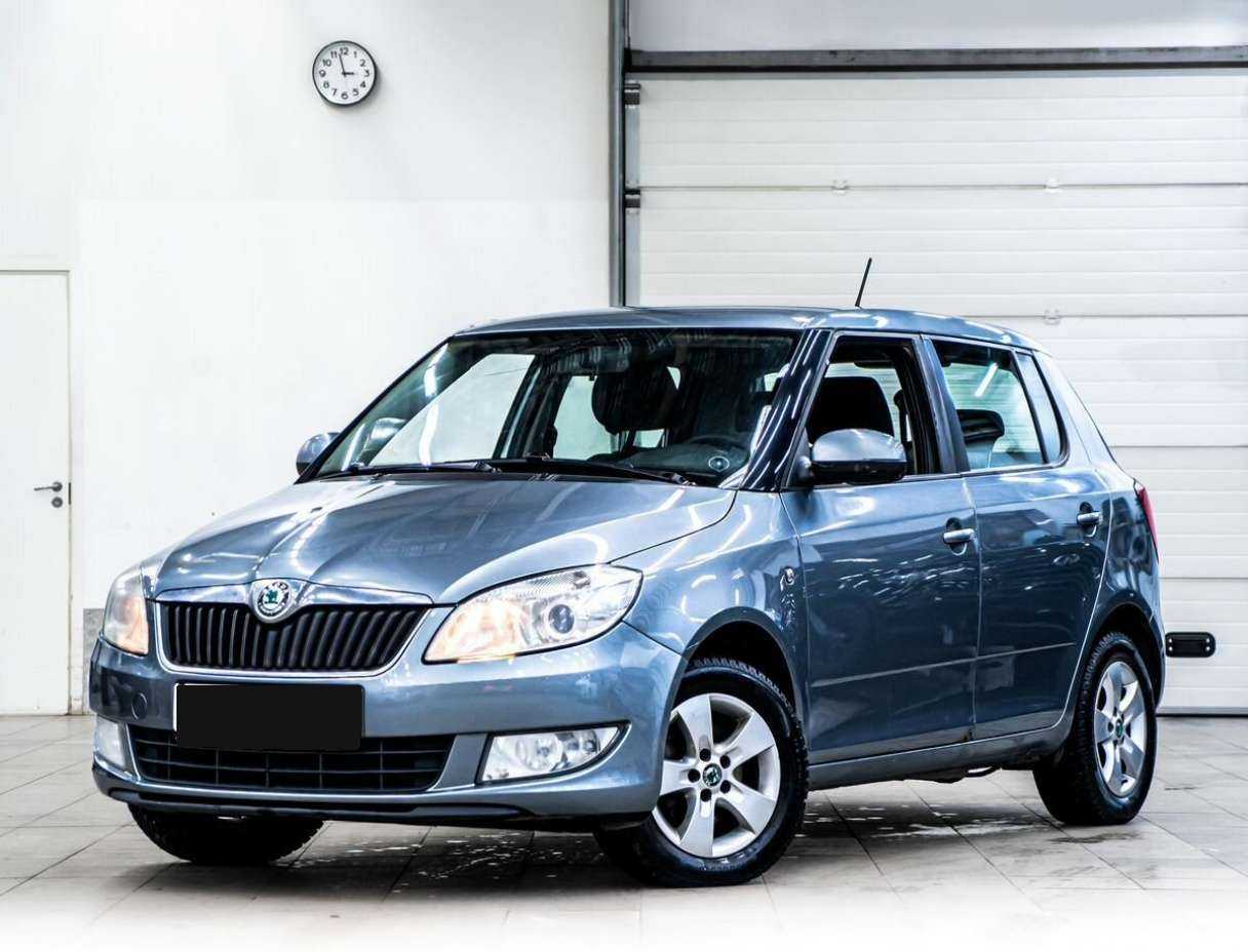 Skoda Fabia 2012 года с пробегом. Посмотреть фото