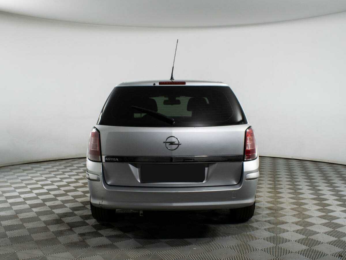 Opel Astra 2014 года с пробегом. Фото: #5