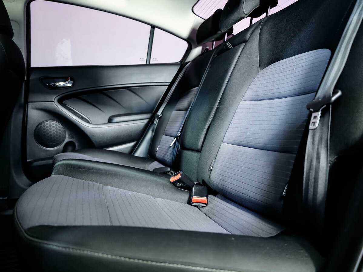 Kia Cerato 2018 года с пробегом. Фото: #12