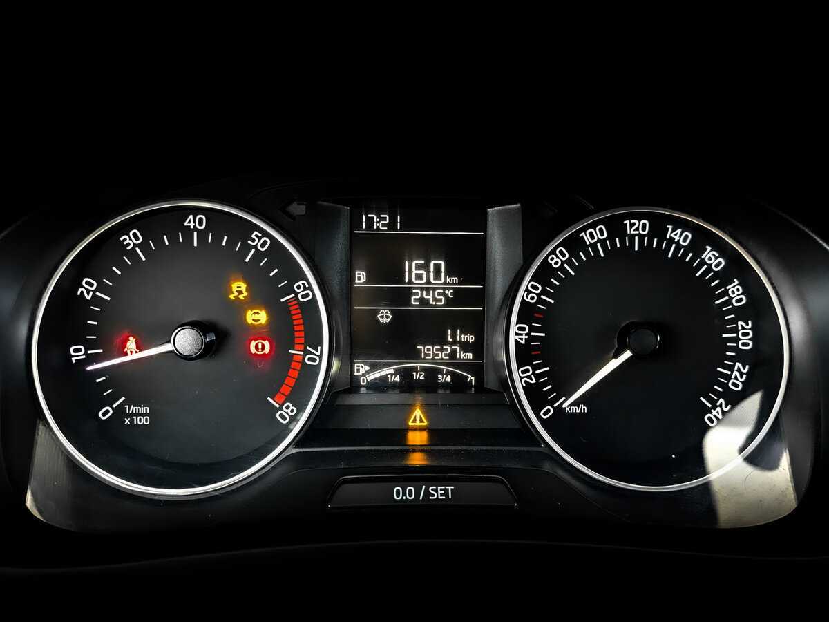 Skoda Rapid 2017 года с пробегом. Фото: #12