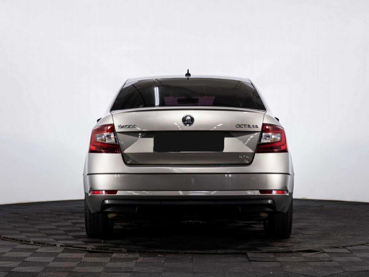 Skoda Octavia 2017 года с пробегом. Фото: #4