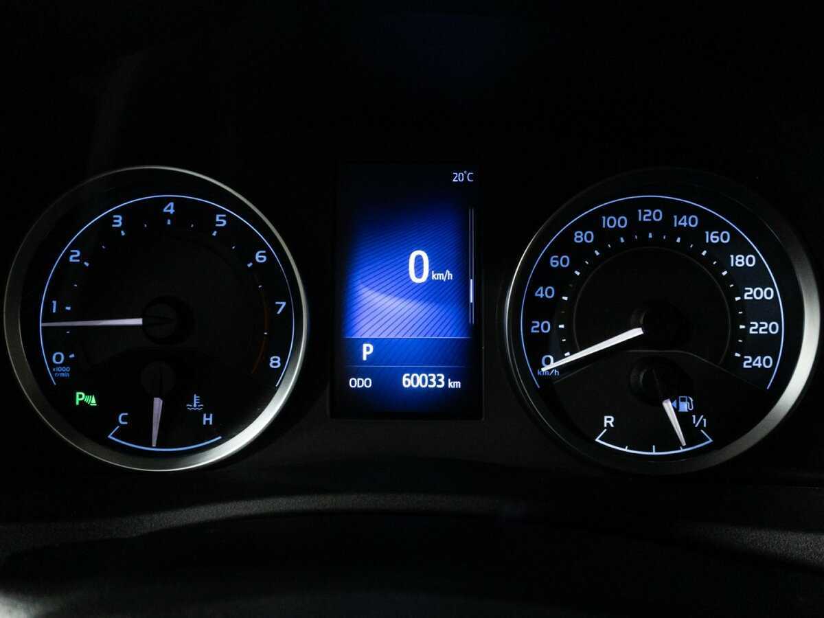 Toyota Corolla 2018 года с пробегом. Фото: #11