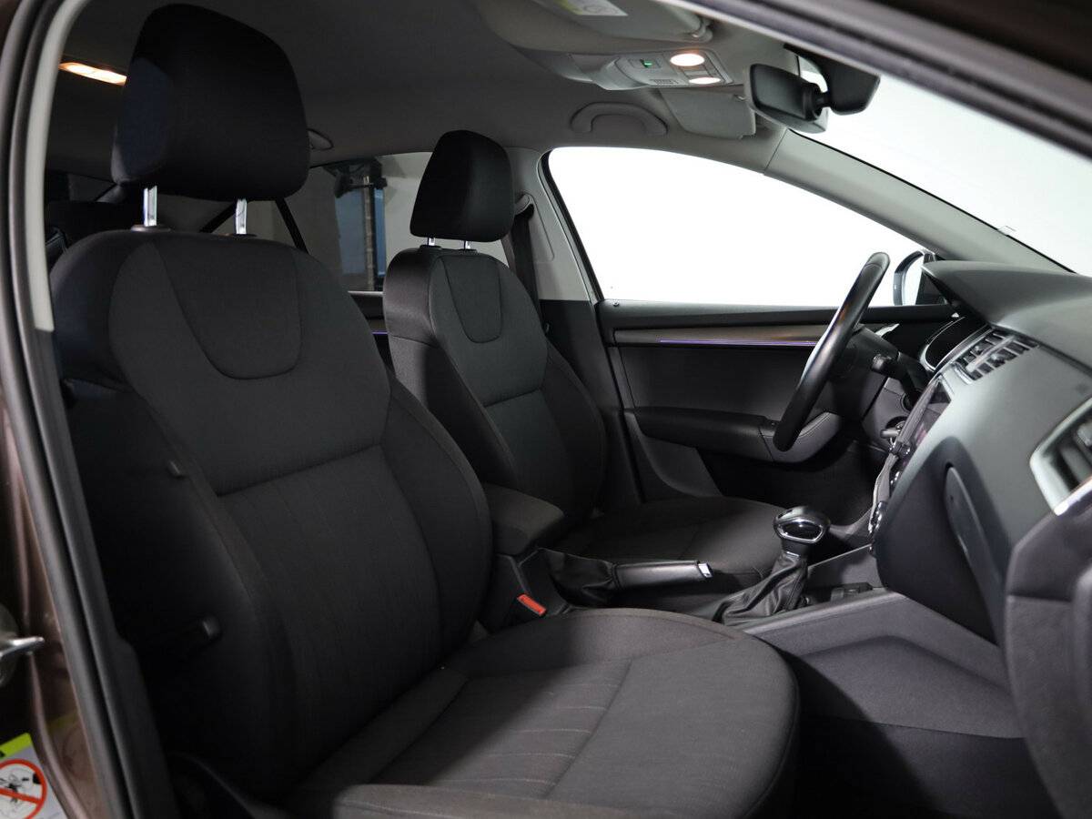 Skoda Octavia 2017 года с пробегом. Фото: #9