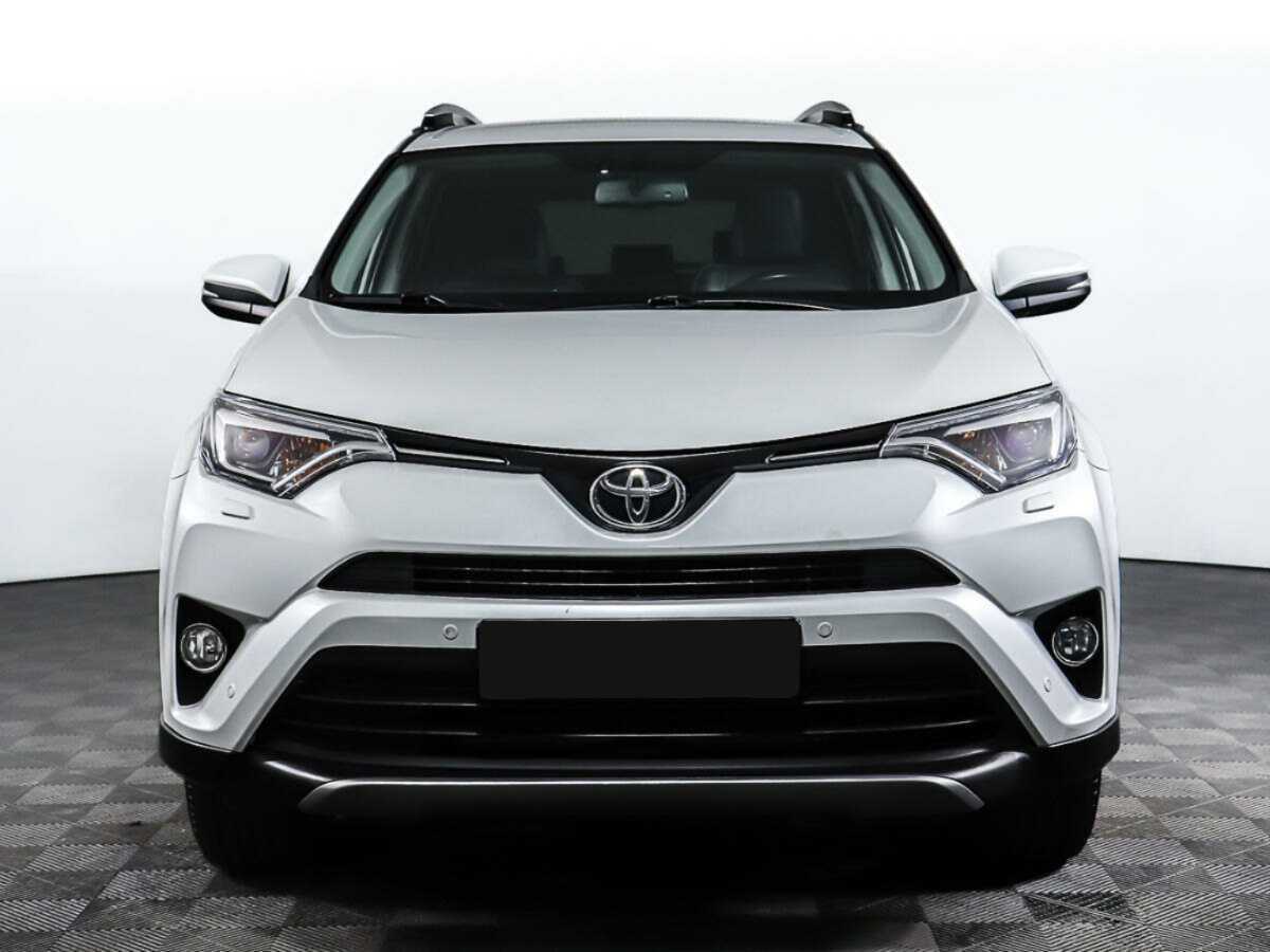 Toyota RAV4 2018 года с пробегом. Фото: #1