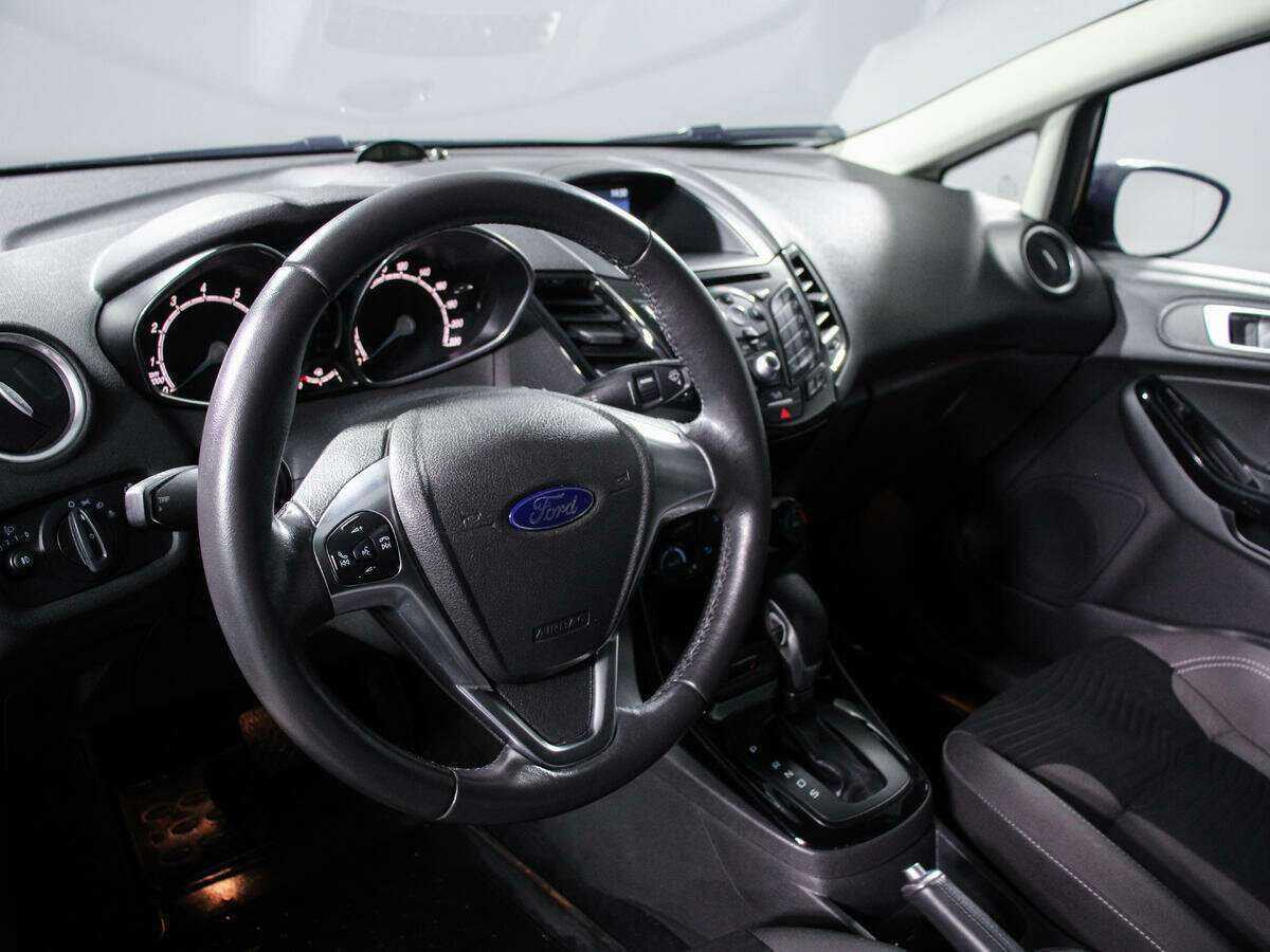 Ford Fiesta 2015 года с пробегом. Фото: #13