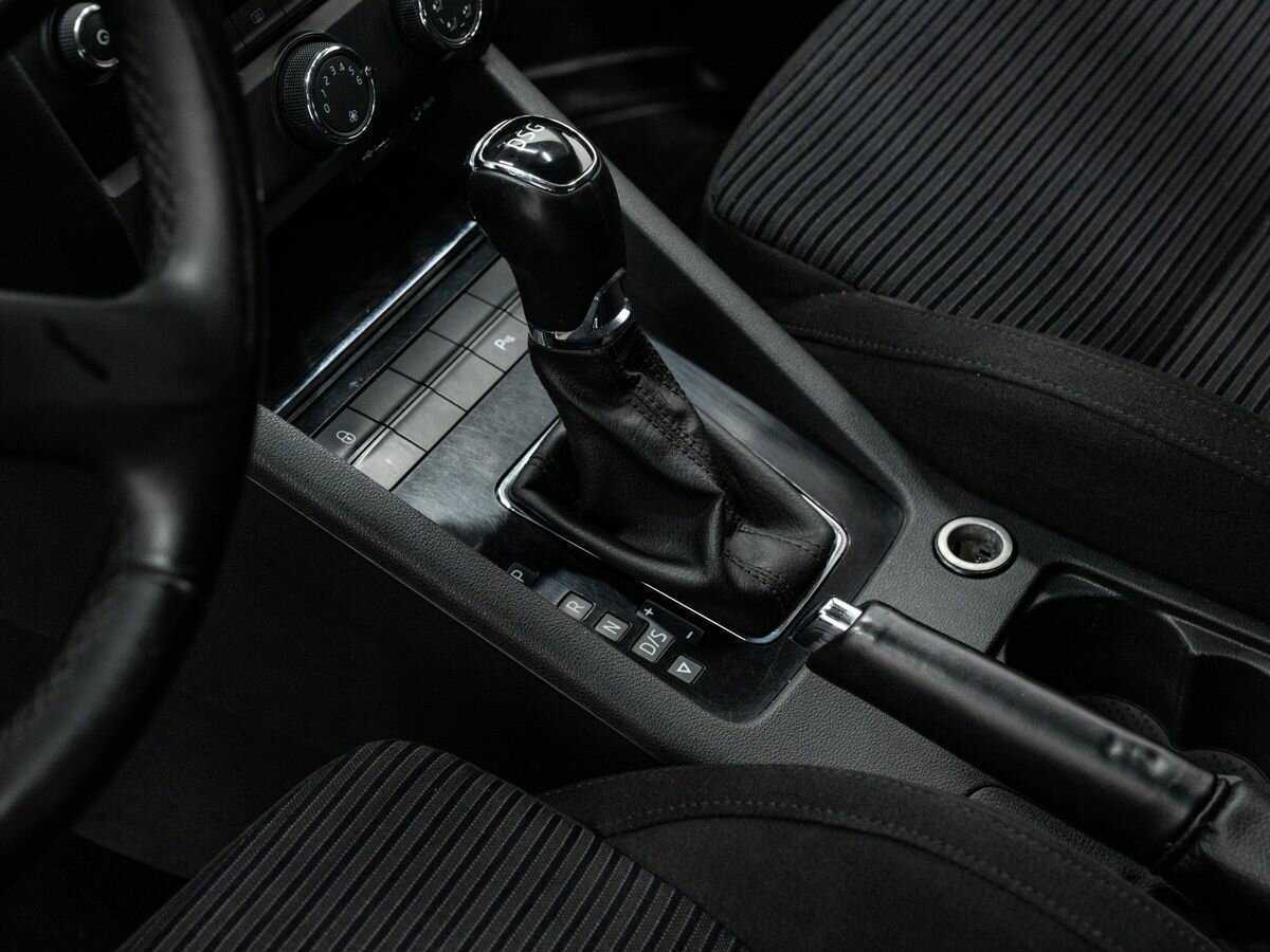 Skoda Octavia 2015 года с пробегом. Фото: #13