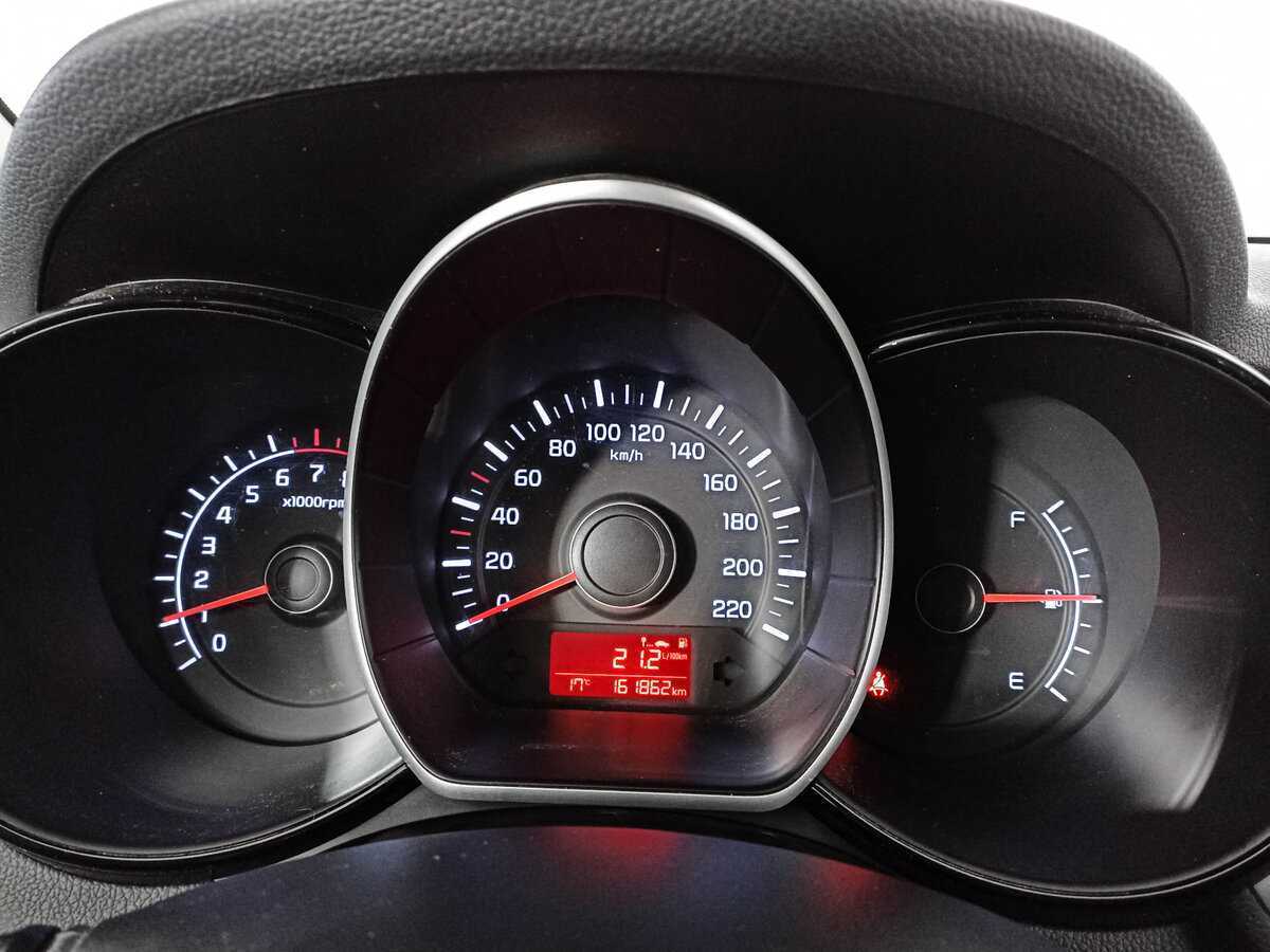 Kia Rio 2017 года с пробегом. Фото: #12