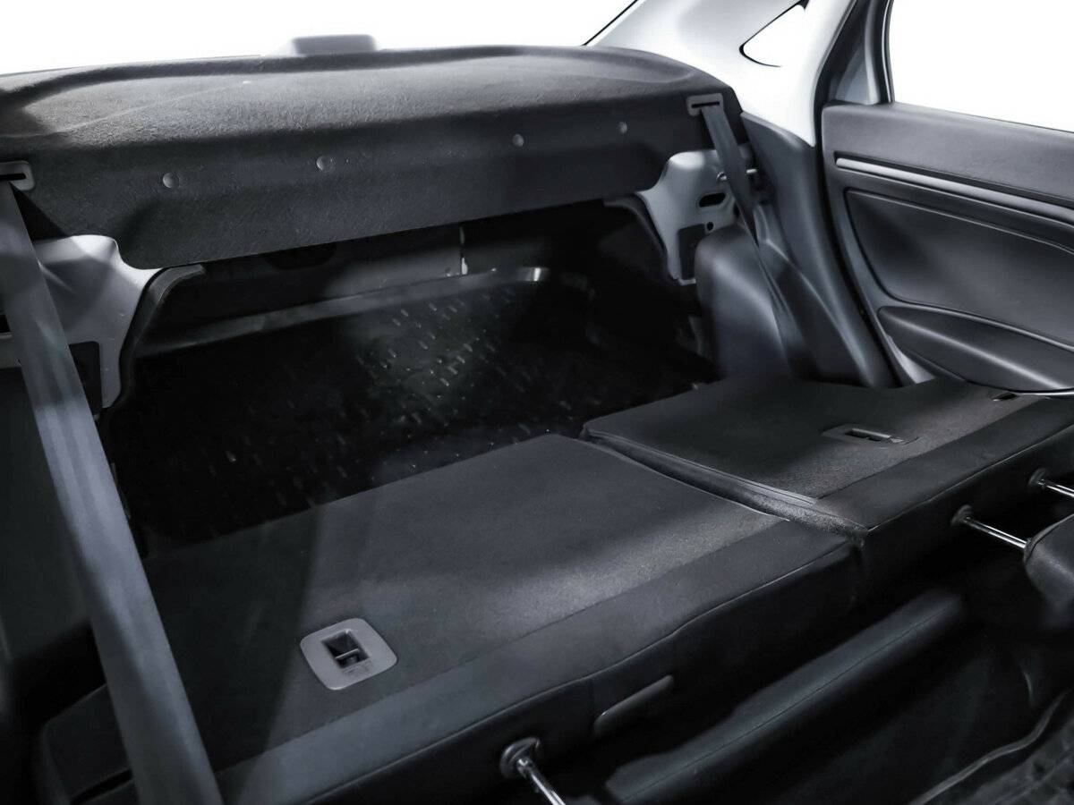 Lada (ВАЗ) Vesta 2018 года с пробегом. Фото: #20