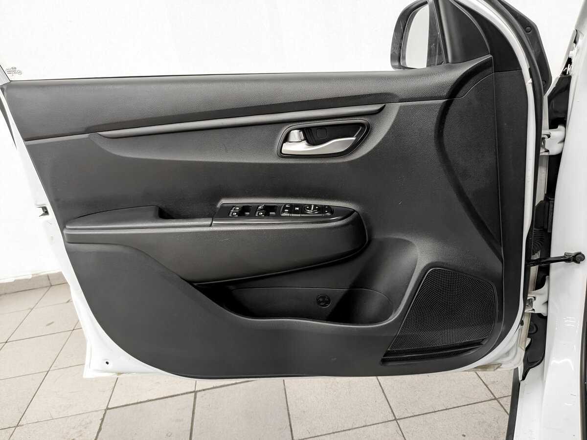Kia Rio 2020 года с пробегом. Фото: #17