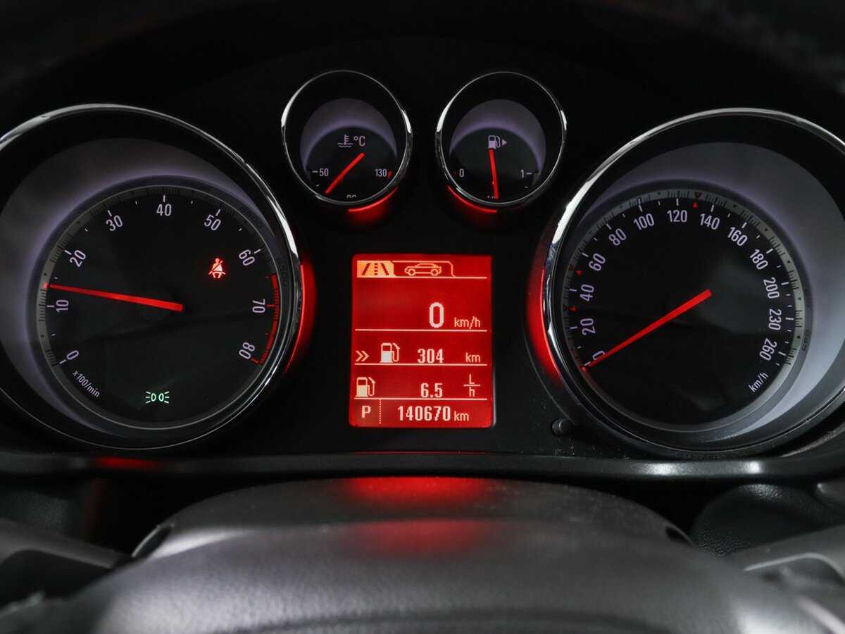 Opel Insignia 2012 года с пробегом. Фото: #5