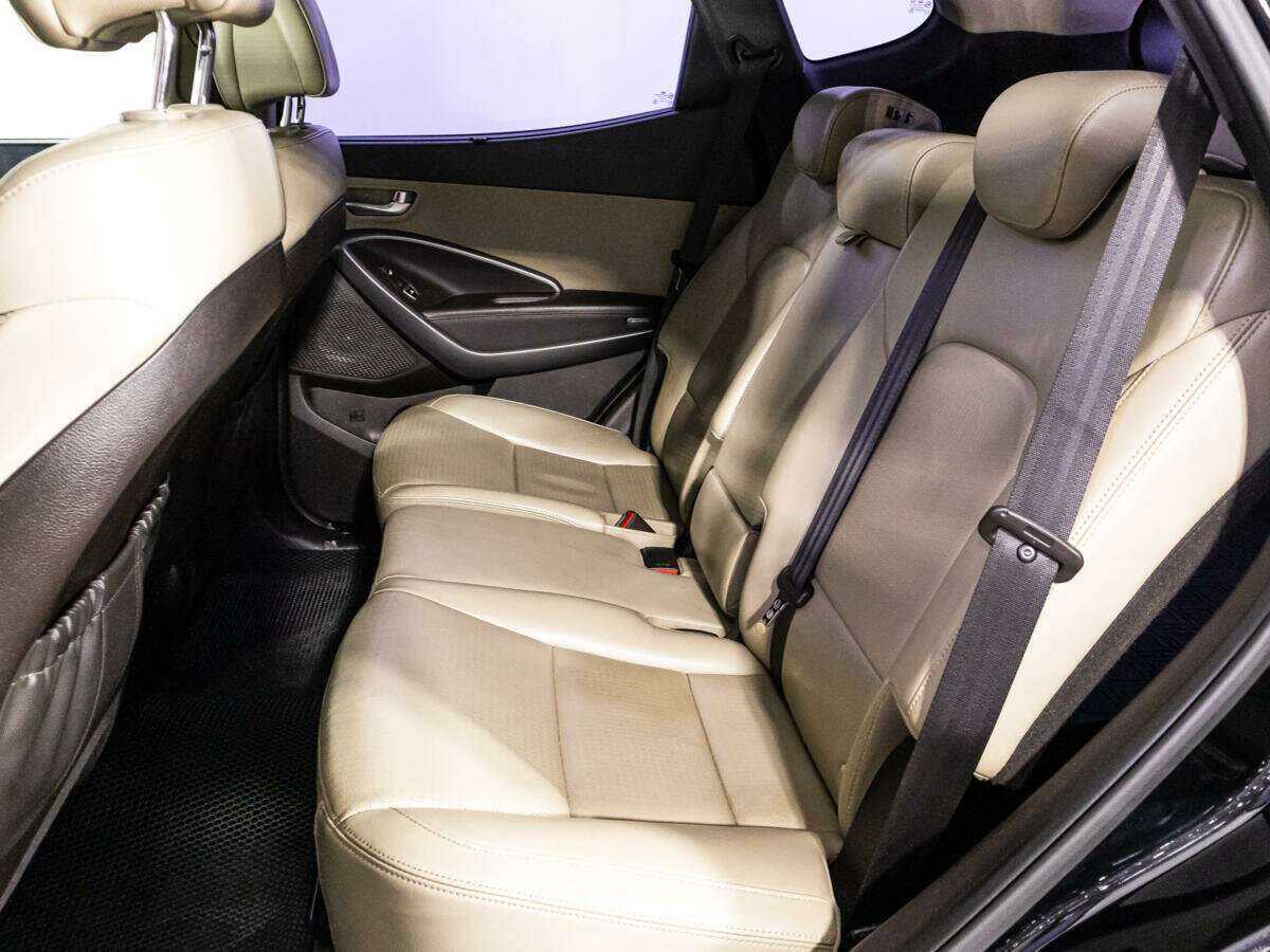 Hyundai Santa Fe 2012 года с пробегом. Фото: #9