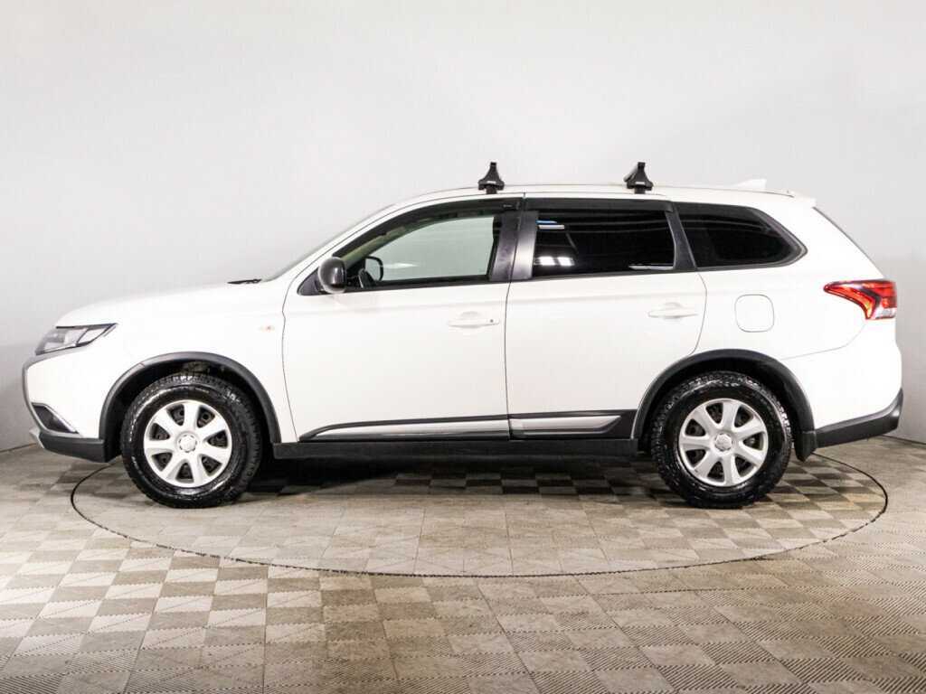 Mitsubishi Outlander 2018 года с пробегом. Фото: #7