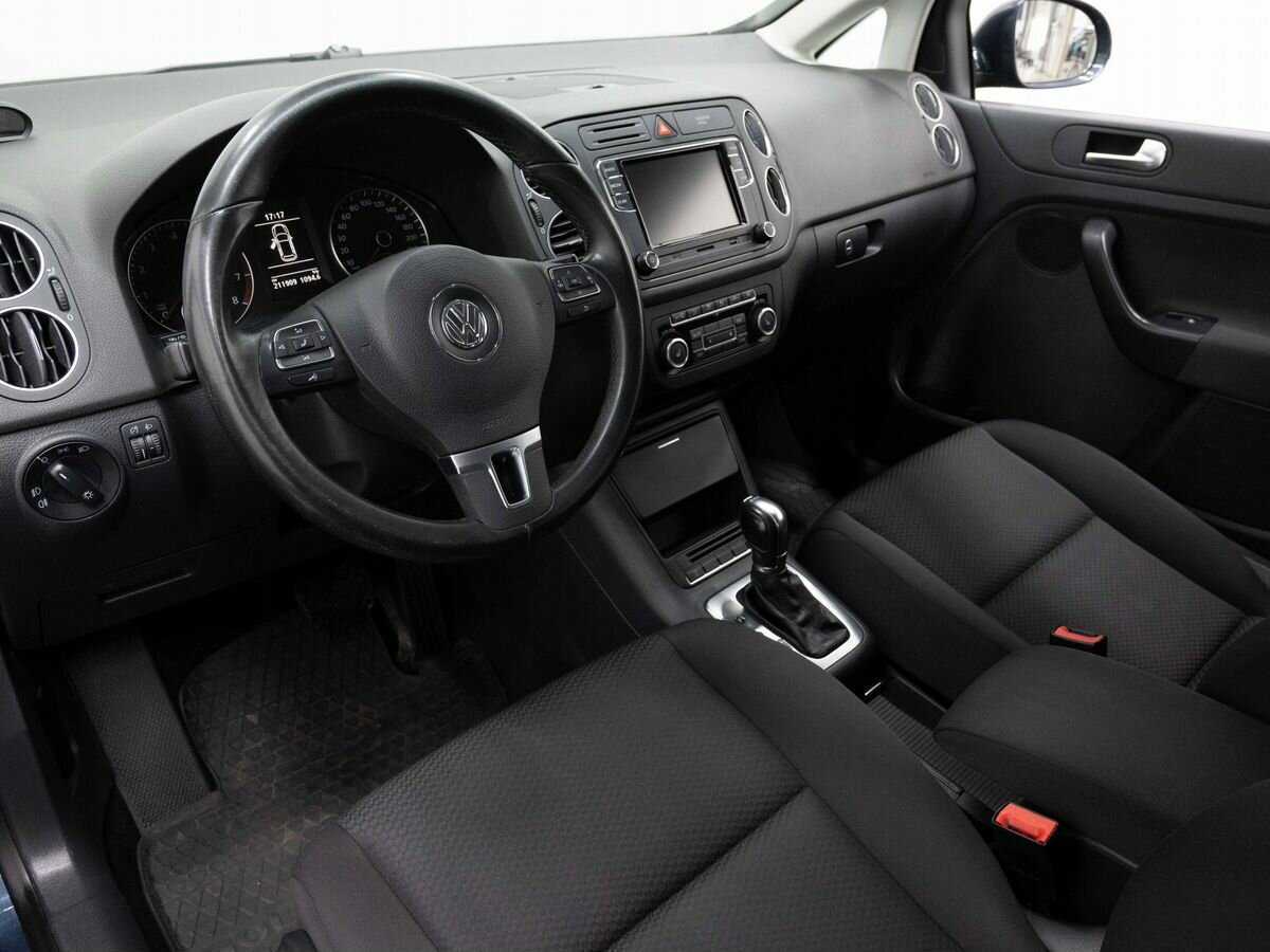 Volkswagen Golf Plus 2013 года с пробегом. Фото: #7