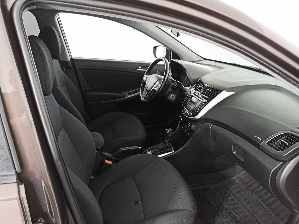 Hyundai Solaris 2015 года с пробегом. Фото: #7