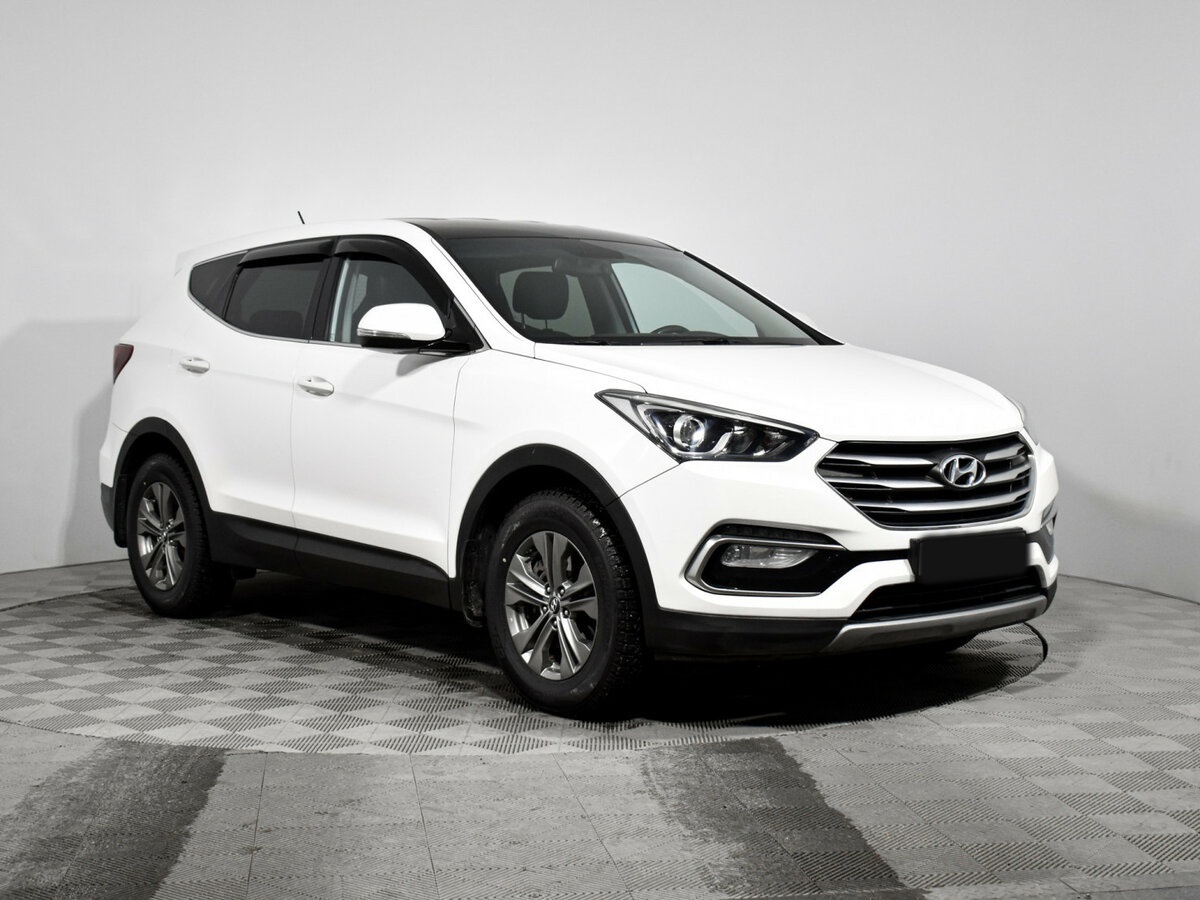 Hyundai Santa Fe 2015 года с пробегом. Фото: #2