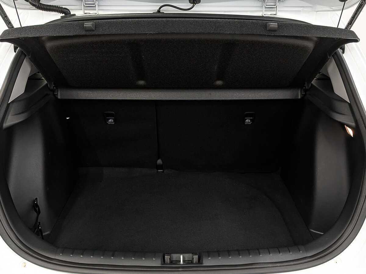 Kia Rio 2020 года с пробегом. Фото: #9