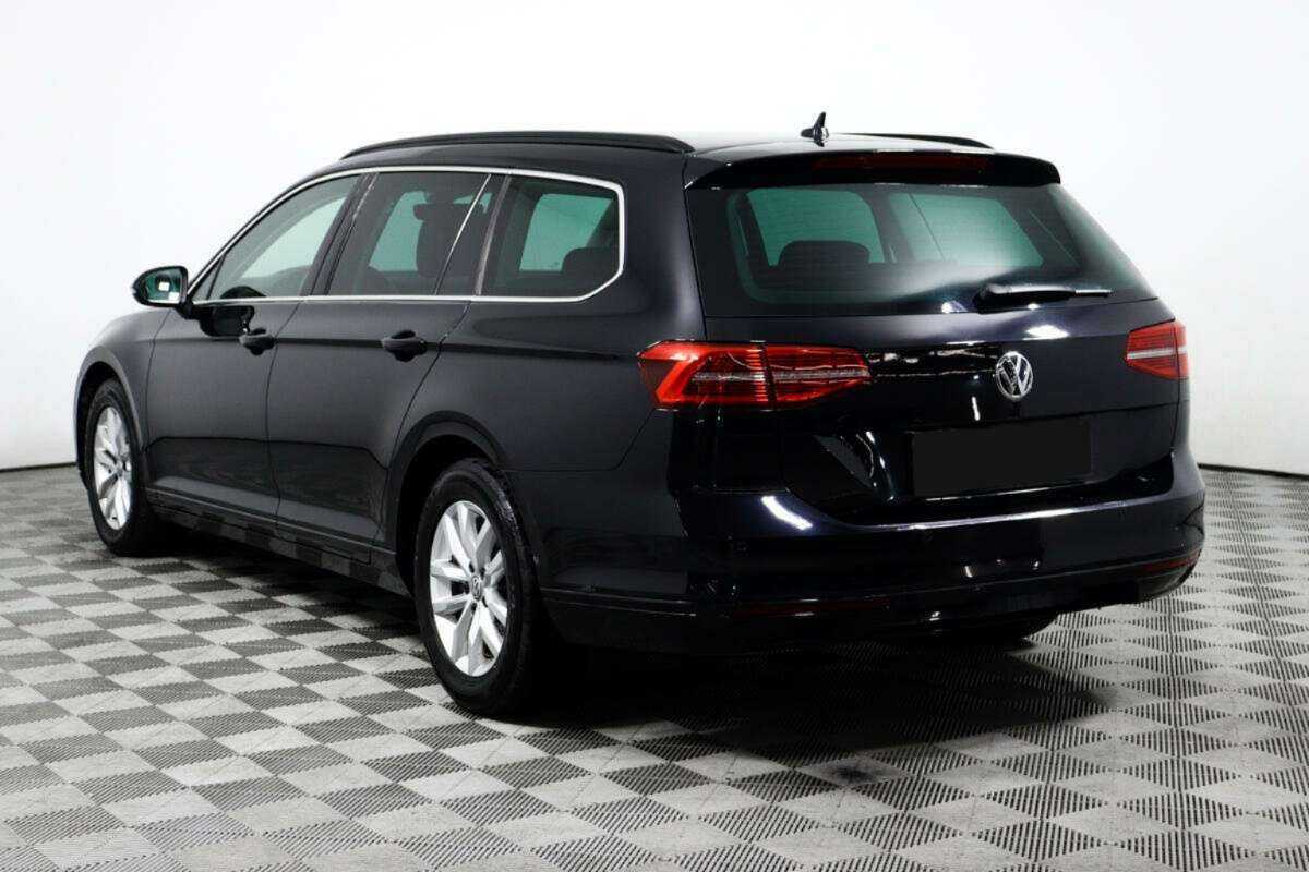 Volkswagen Passat 2019 года с пробегом. Фото: #6