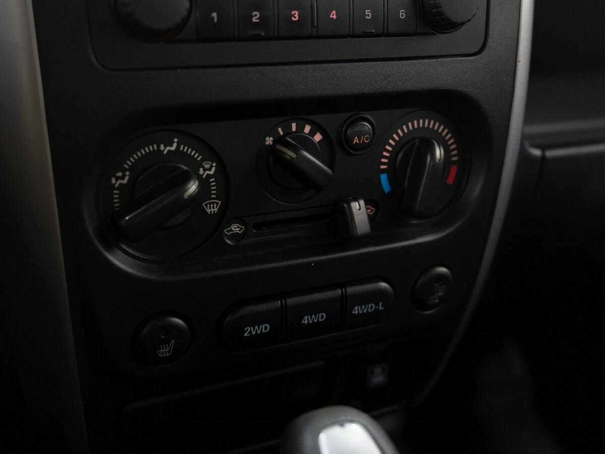 Suzuki Jimny 2012 года с пробегом. Фото: #16