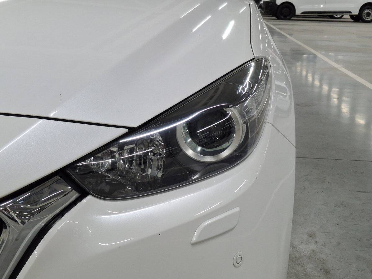 Mazda 3 2018 года с пробегом. Фото: #16