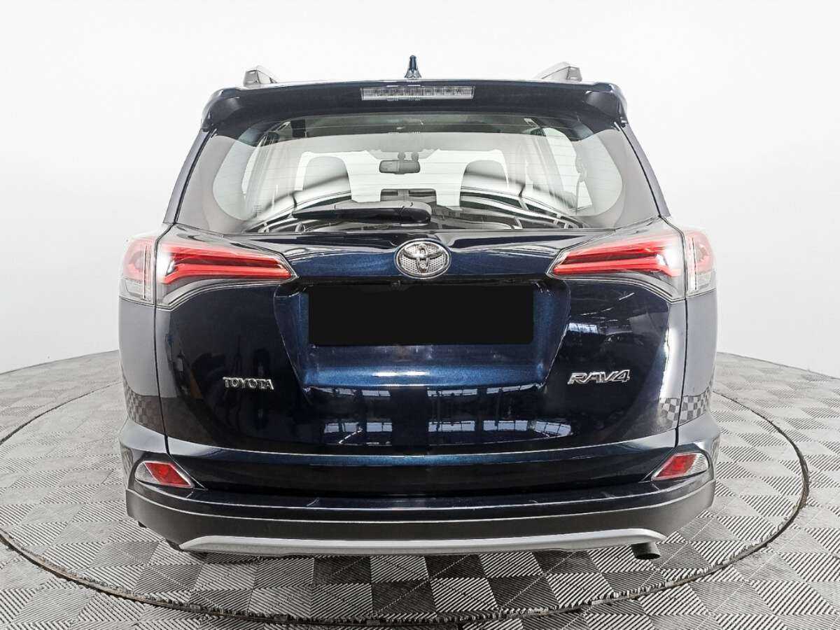 Toyota RAV4 2018 года с пробегом. Фото: #5