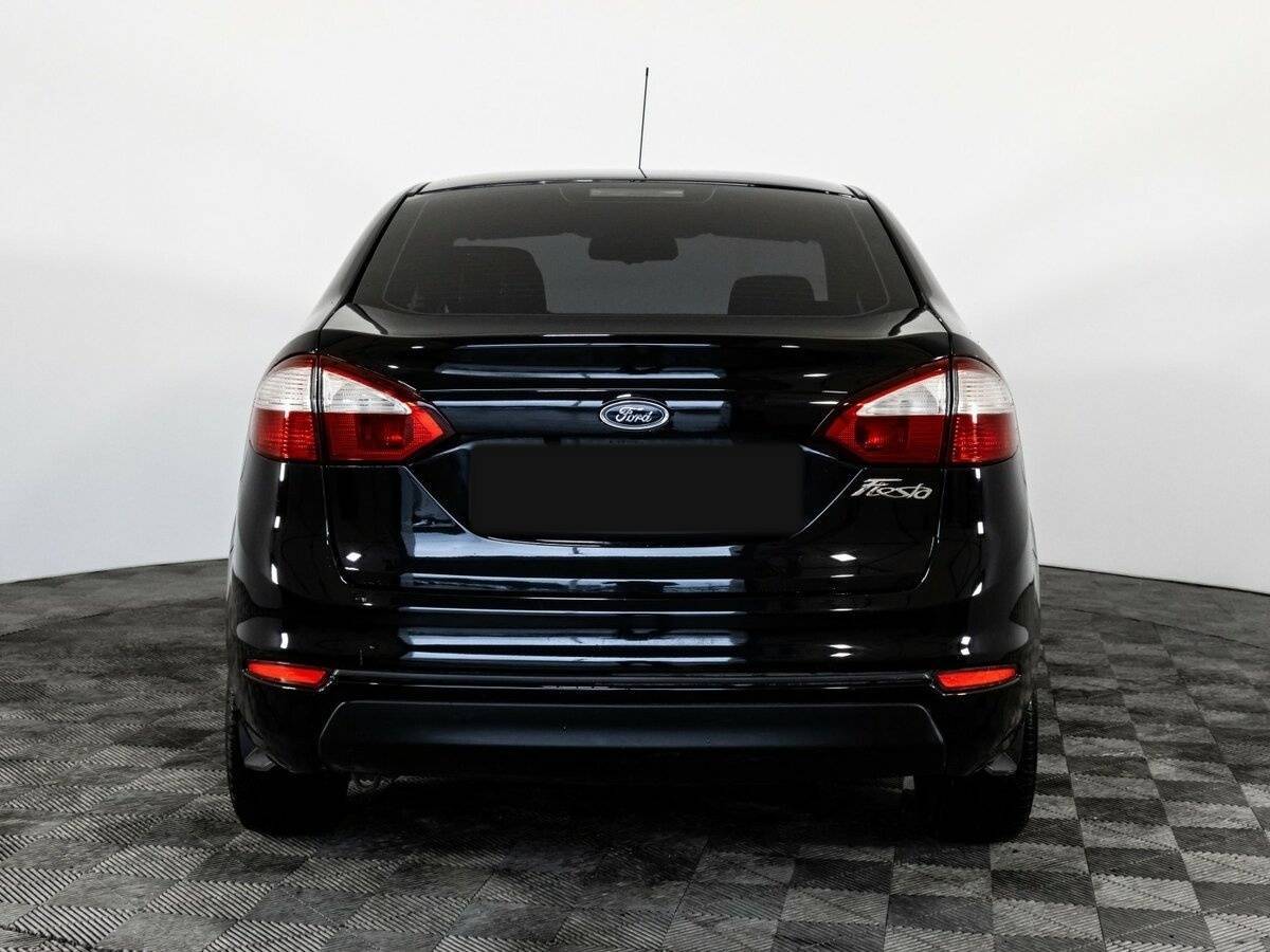 Ford Fiesta 2015 года с пробегом. Фото: #4