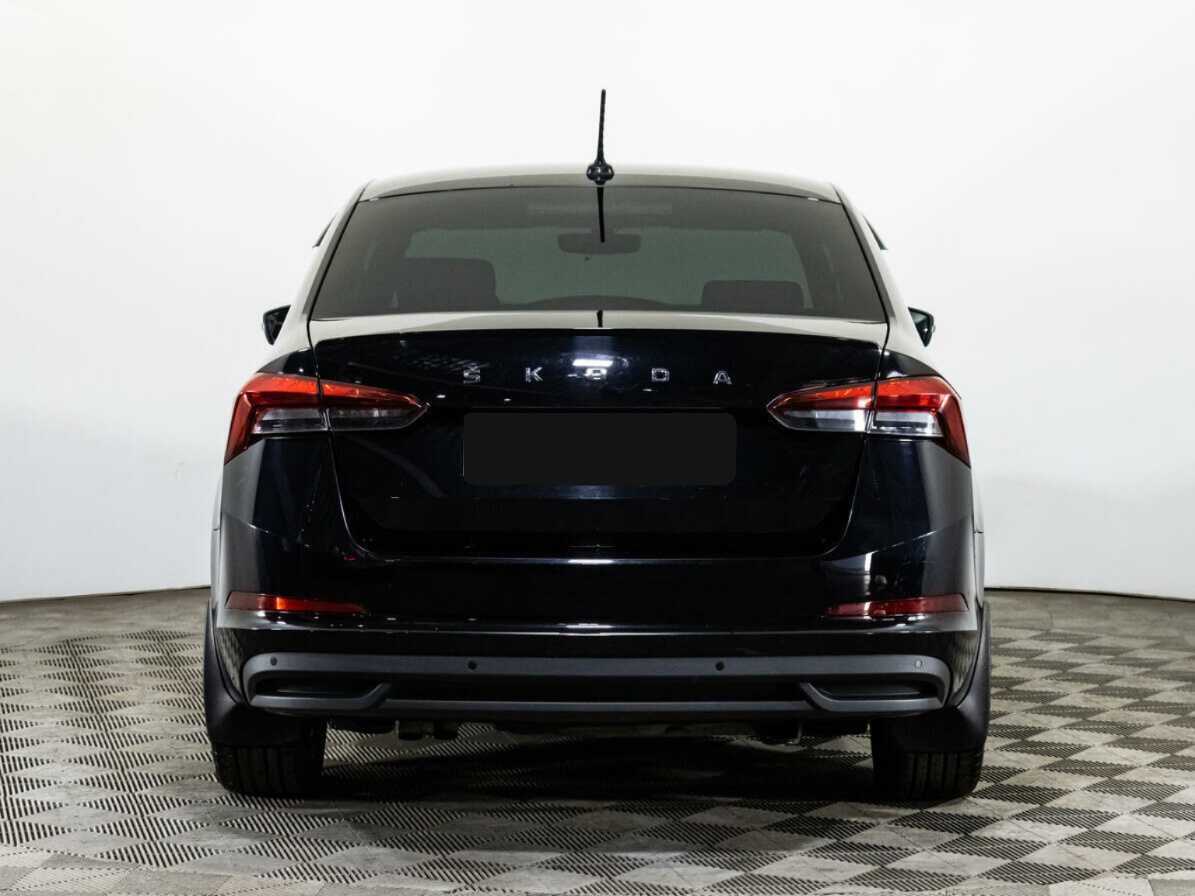 Skoda Rapid 2021 года с пробегом. Фото: #4