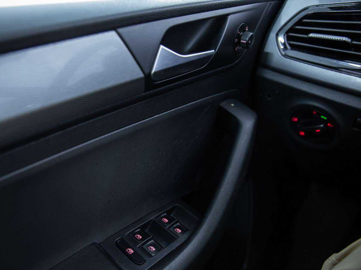 Volkswagen Polo 2020 года с пробегом. Фото: #8