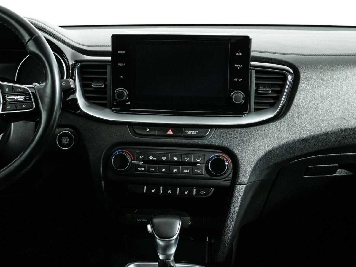 Kia Ceed 2020 года с пробегом. Фото: #12