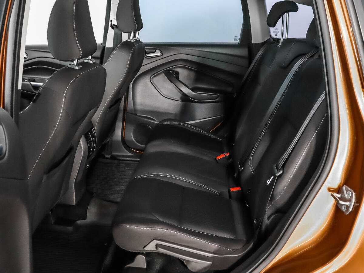 Ford Kuga 2017 года с пробегом. Фото: #10