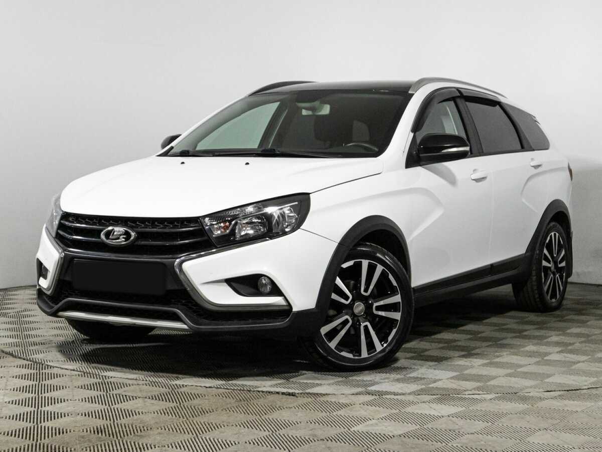 Lada (ВАЗ) Vesta 2018 года с пробегом. Посмотреть фото