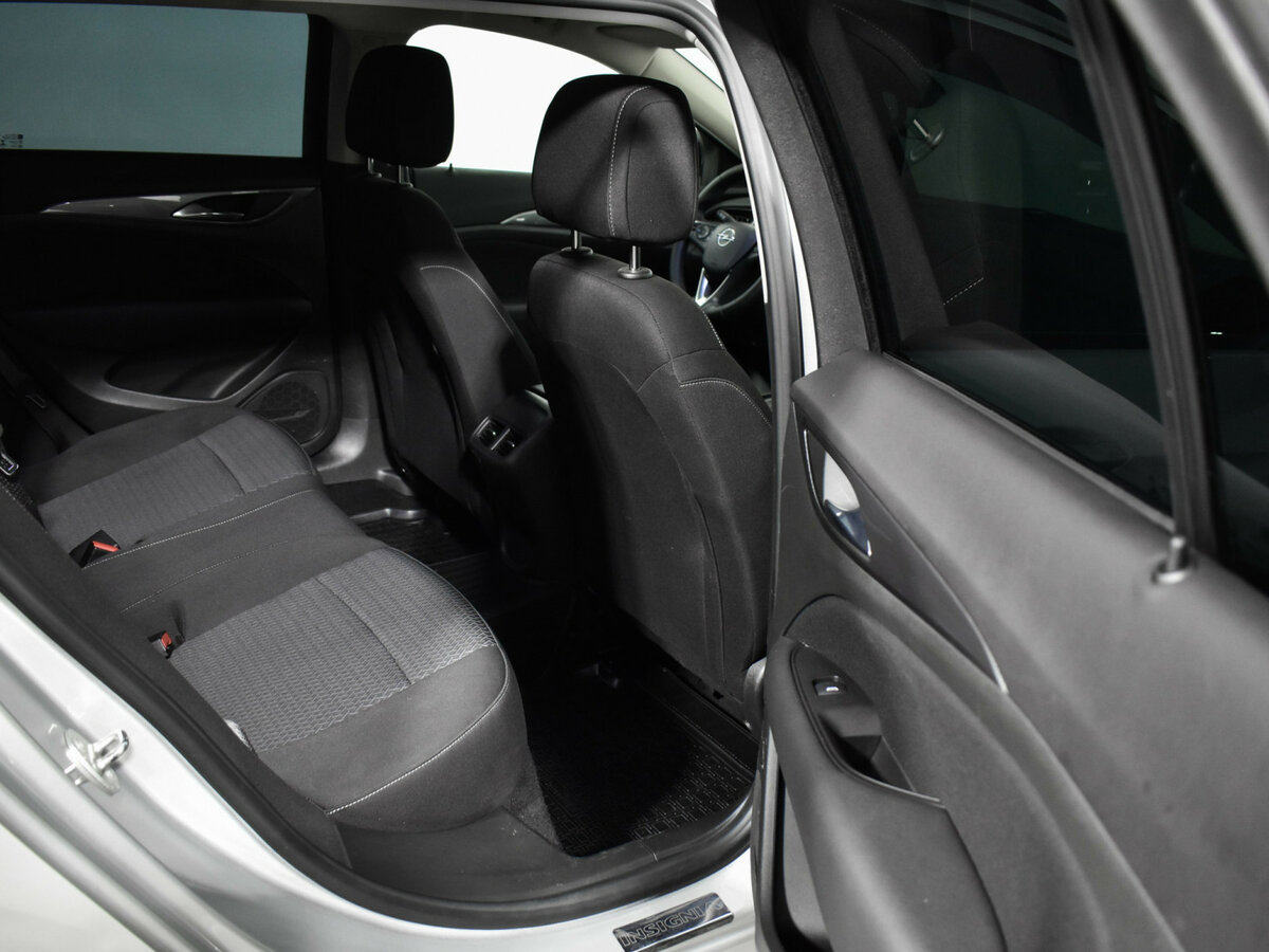 Opel Insignia 2020 года с пробегом. Фото: #9