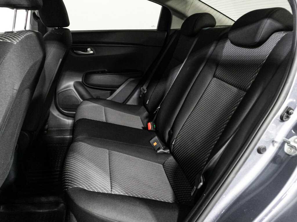 Kia Rio 2019 года с пробегом. Фото: #9