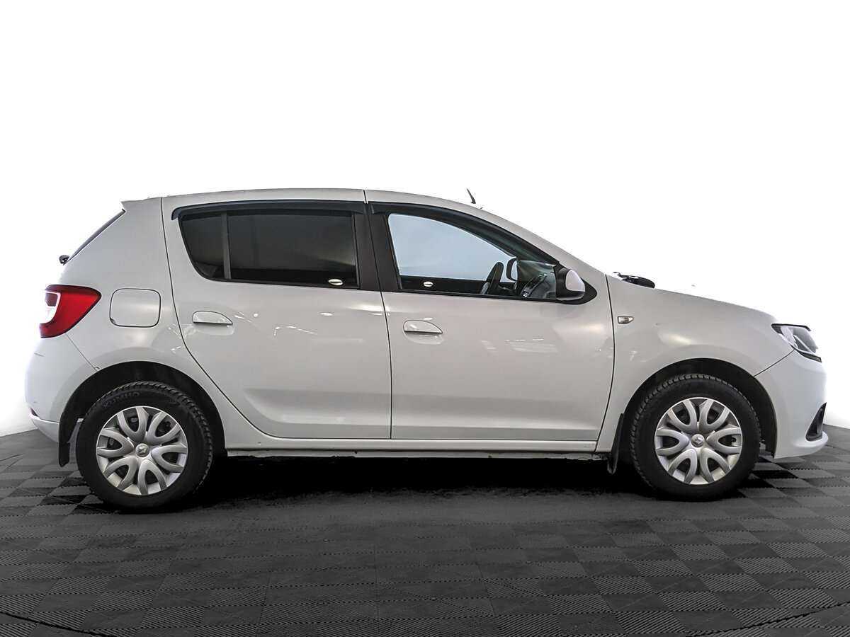 Renault Sandero 2016 года с пробегом. Фото: #3