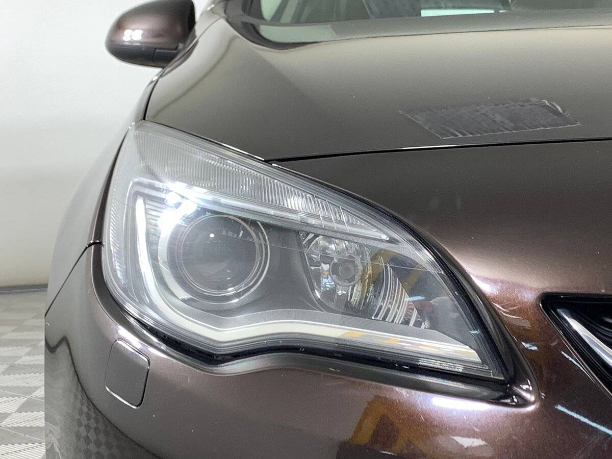 Opel Astra 2013 года с пробегом. Фото: #8