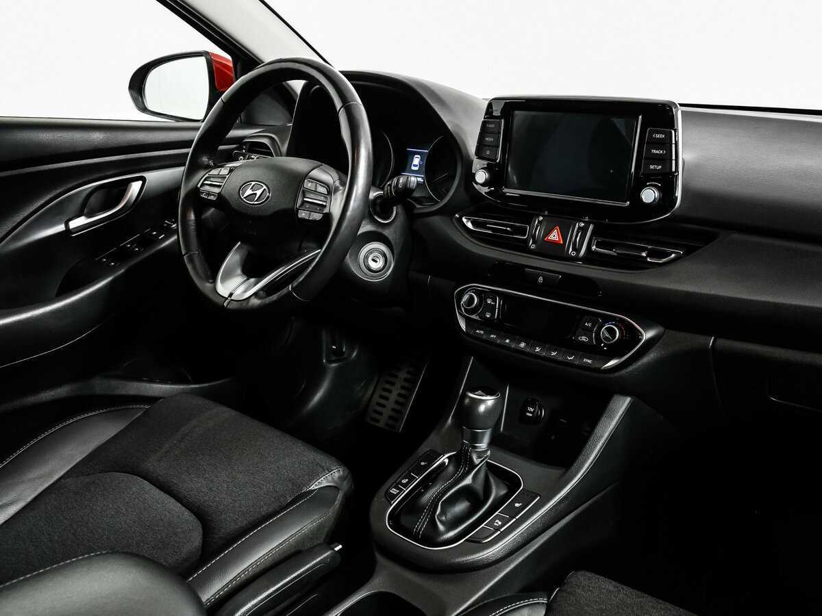Hyundai i30 2022 года с пробегом. Фото: #8